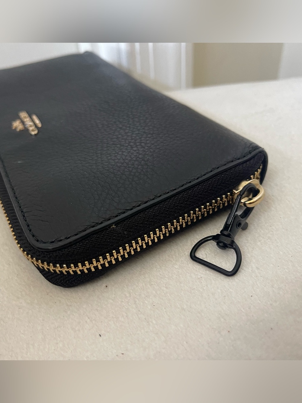 Coach Black Pebbled Leather Zip Wallet with Gold Logo - Picture 5 of 9